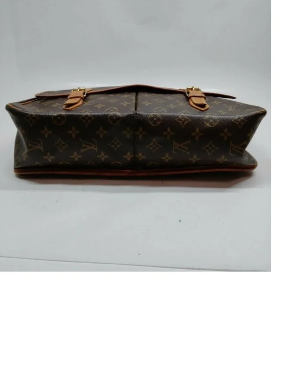 Louis Vuitton Gibeciere GM shoulder bag